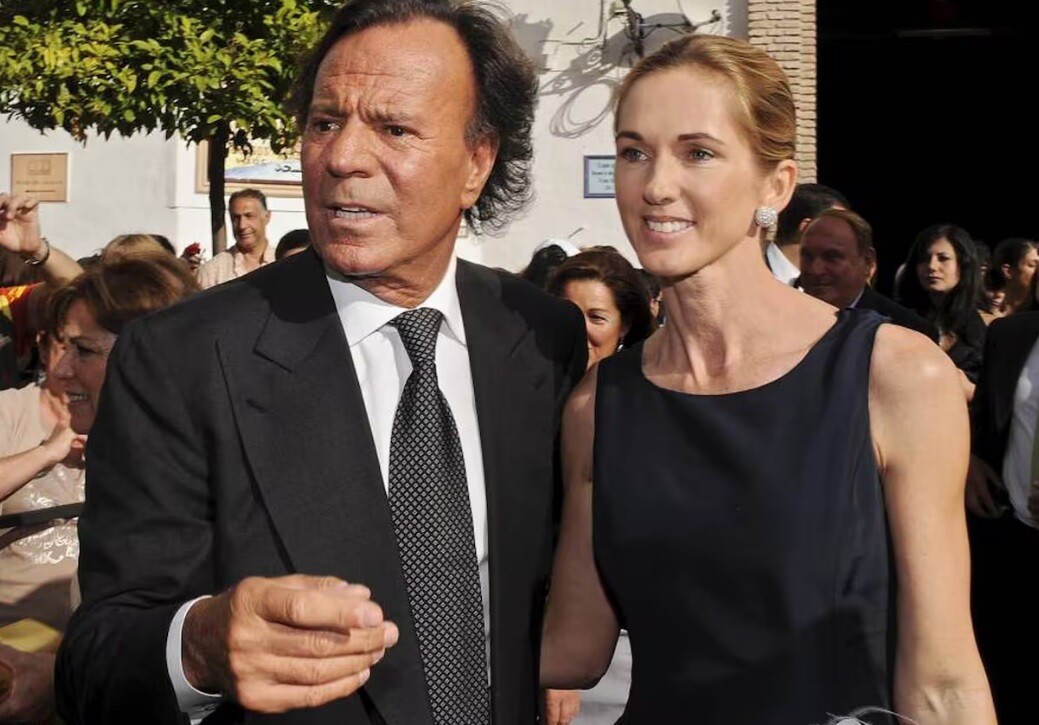 Spanish Singer Julio Iglesias Denies Accusations of Disrespecting Women