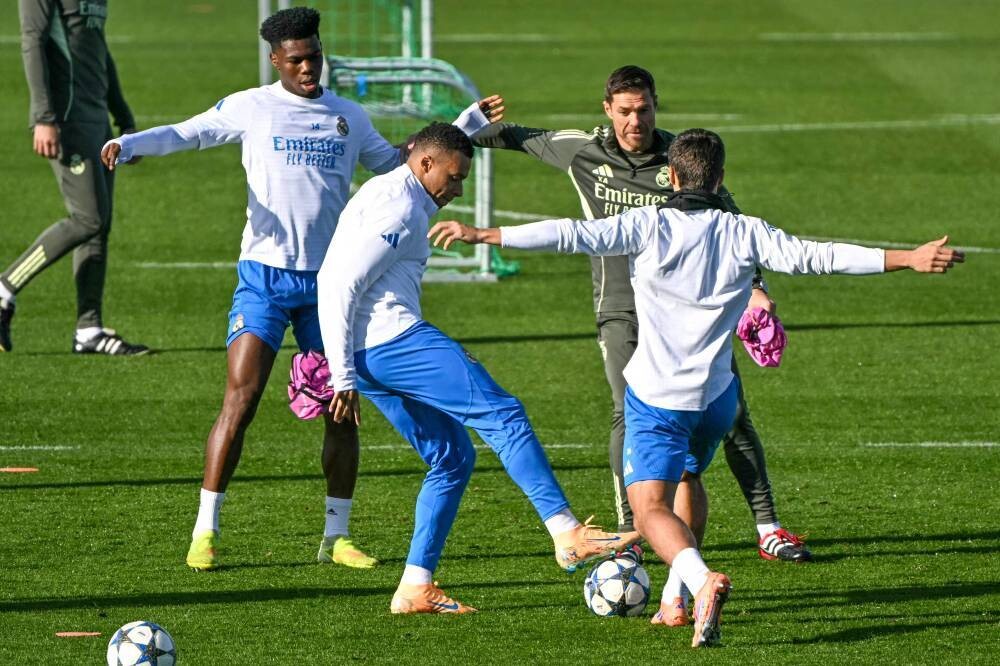 Barcelona press publishes list of Real Madrid coach opponents