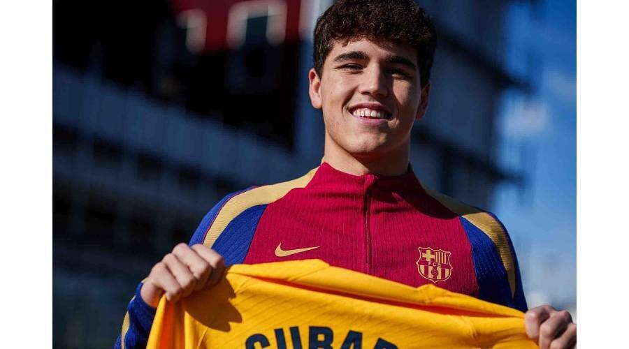 Pau Cubarsí reveals what he said on national team call-up