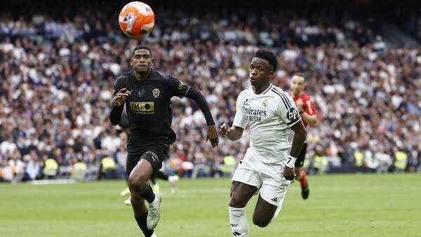 Real Madrid vs Valencia at Santiago Bernabéu Stadium