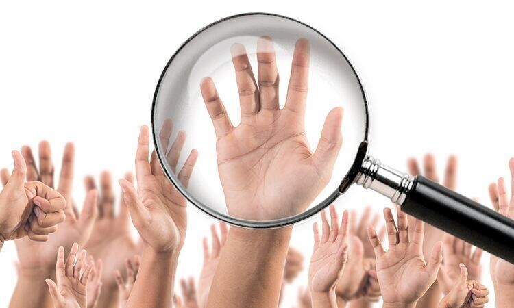 The Society of Transparency: Between Control and Illusion