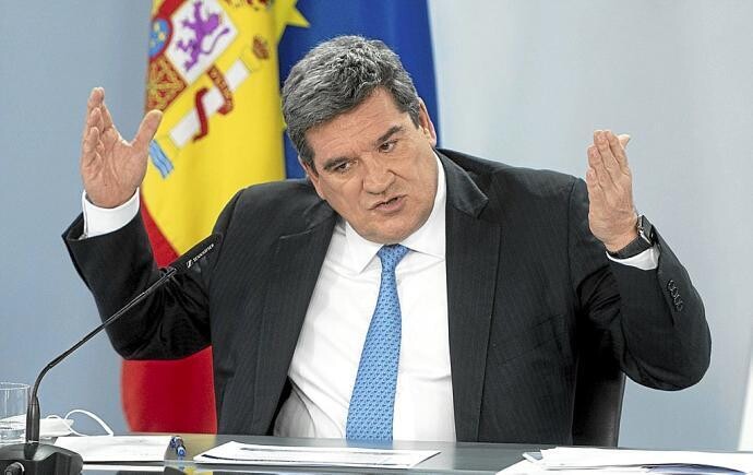 Премьер-министр Испании назначает близкого союзника