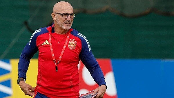 Luis de la Fuente: Best Coach of the World