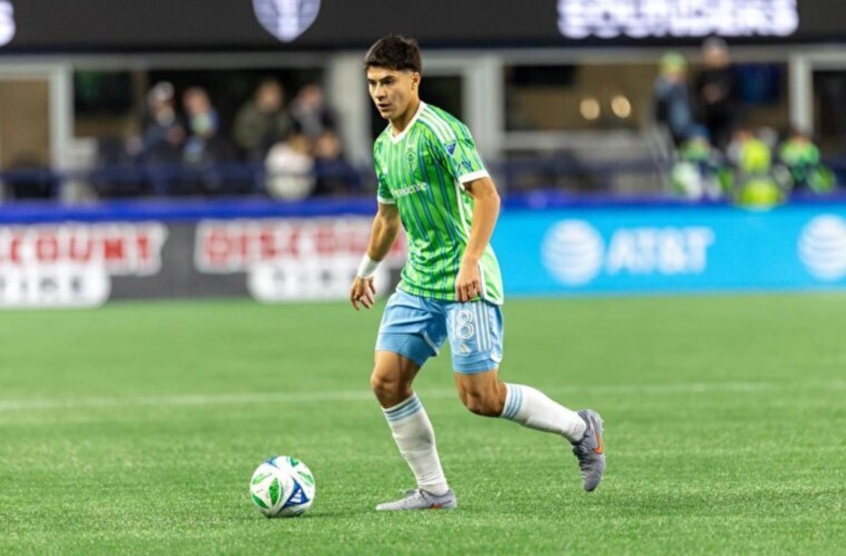 Атлетико Мадрид подписал Варгаса и Лукмана