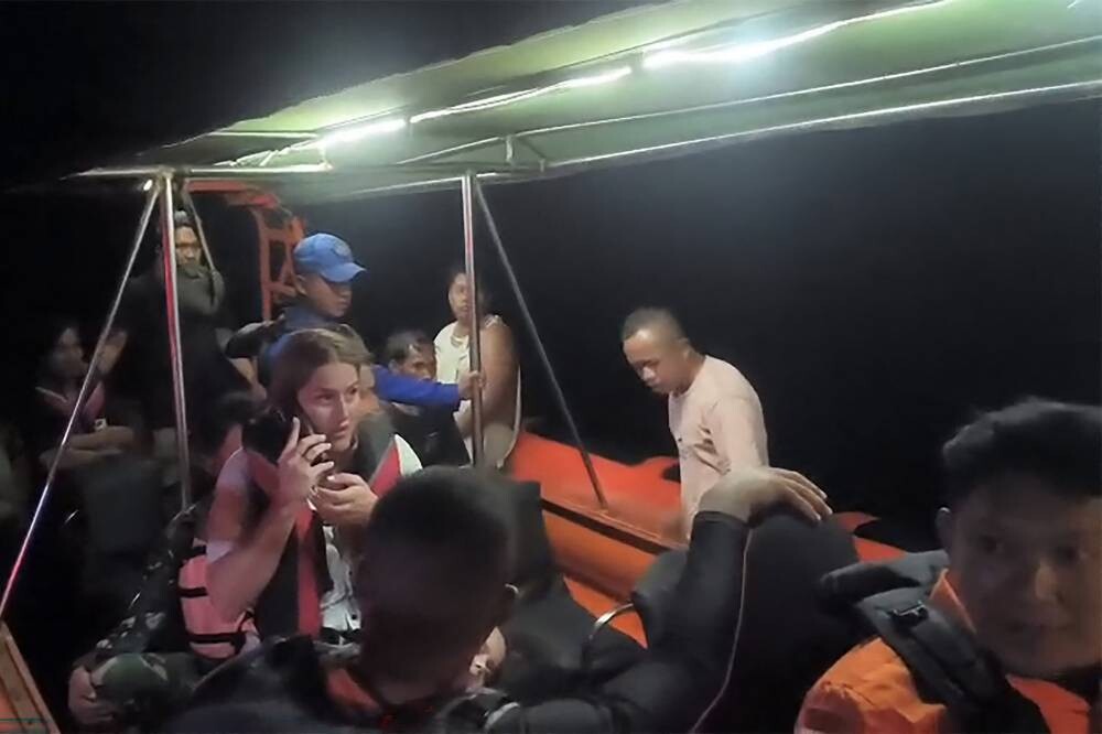 Four Spanish Nationals Go Missing in Indonesia