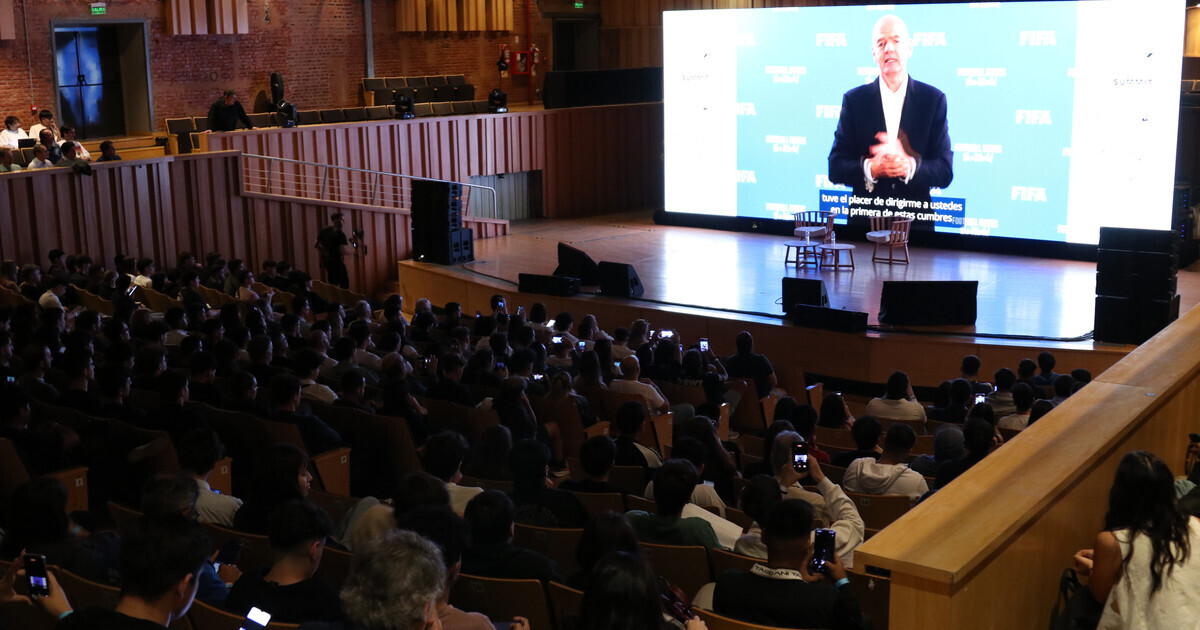 Sports Industry Congress Sets Tone for Our Publication's Image