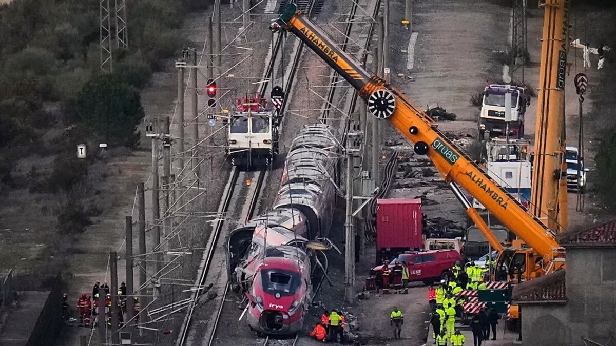 Spain: Train Crash Investigation Confirms Track Defect