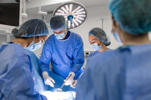 Revolutionizing Surgery: The Rise of Smart Operating Rooms
