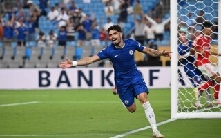 Barcelona Starts Early Planning for Summer Transfers, Targeting Pedro Neto