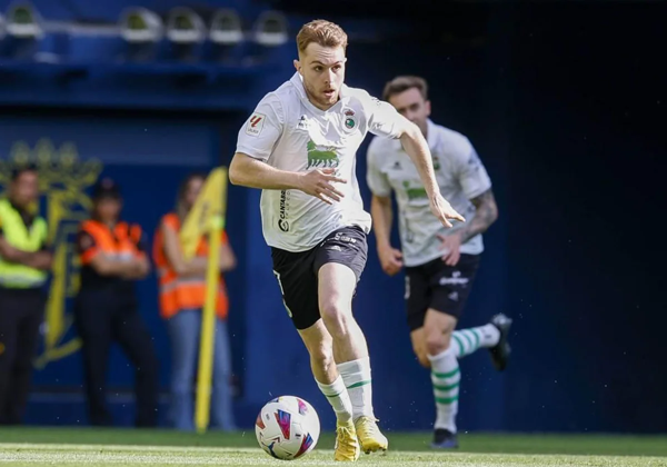 Усилия Севильи FC по подписанию Пеке отложены из-за операции на колене