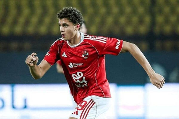 Barcelona signs contract with Egyptian striker Hamza Abdel Karim