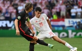 Испания побеждает команду Балкан в Евро Кубке с потрясающим голом Педри