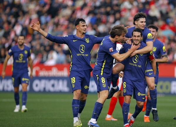 Barcelona Confirms 2025 Title Hopes with Victory