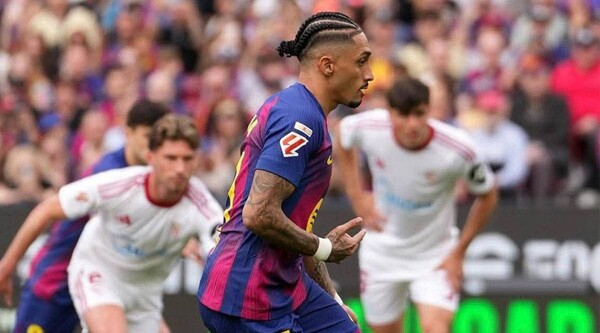 Barcelona Defeats Sevilla