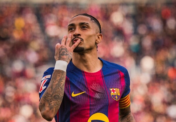 Barcelona Thrash Sevilla to Solidify La Liga Lead