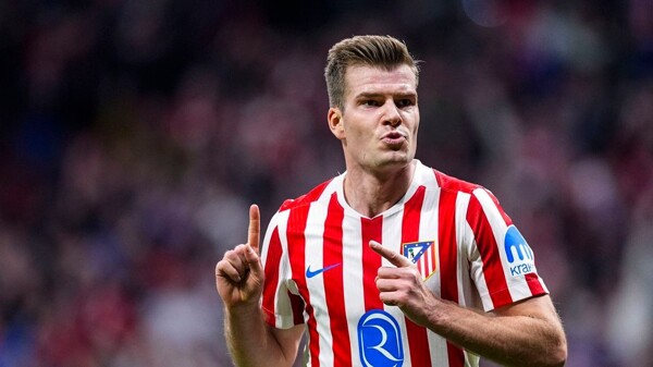 Atlético de Madrid thrashes Club Brugge to advance to Champions League last 16