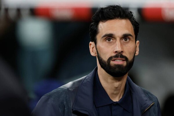 Arbeloa unites Real Madrid team after Alonso's departure