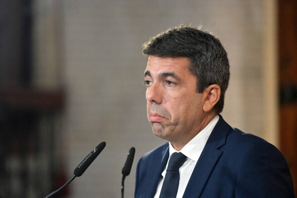 Valencia region president resigns after floods kill over 200