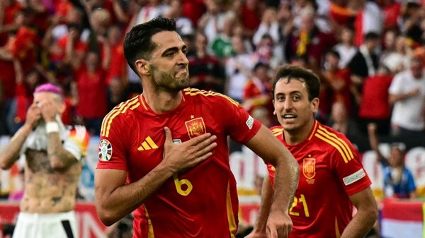 Испания побеждает Германию 2-1 в полуфинале Еврокубка