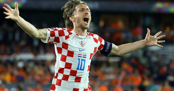 Лучшие игроки, носящие номер 10 на Чемпионате Европы 2024