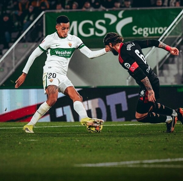 Sevilla Rescues 2-2 Draw Against Elche in Dramatic La Liga Match