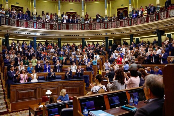 UN urges Spain to pass law on stolen babies