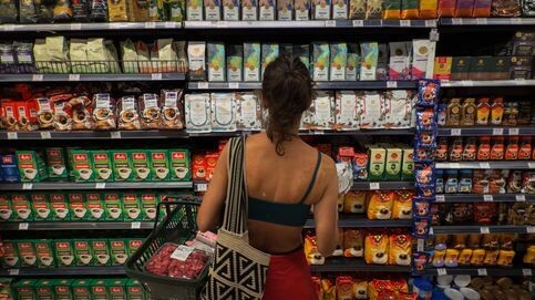 Significant Olive Oil Price Reduction in Supermarket