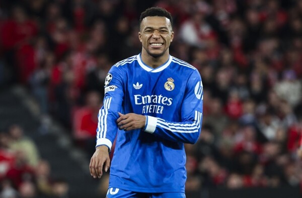 Mbappé's Diagnosis Confirmed: Knee Sprain