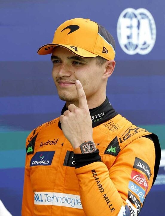 Ландо Норрис выигрывает поул-позицию для McLaren на испанском Гран При