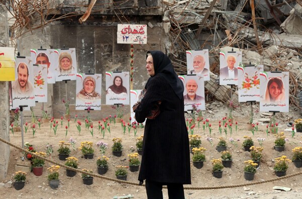 What Really Causes a Regime to Fall?