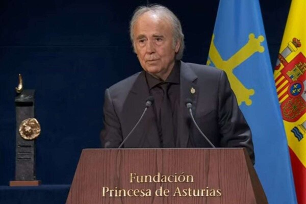 Joan Manuel Serrat Awarded with Princess of Asturias Prize