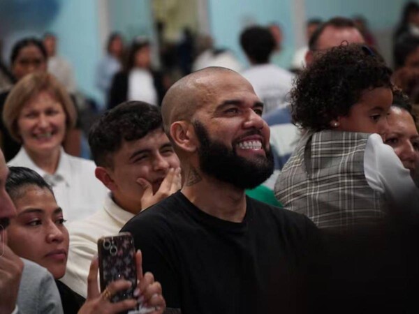 Dani Alves Preaches in Spanish Church