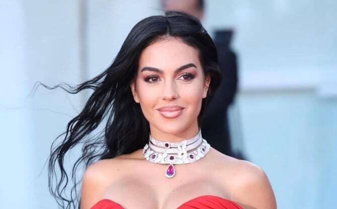 Georgina Rodríguez's Bold Campaign for Guess
